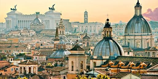 MIAfares's tweet photo. RT Start packing! We have spring &amp; summer flights to Rome. #traveltuesday #Ciaobella http://t.co/5xmIqUZEsy http://t.co/s69ygQoLvF