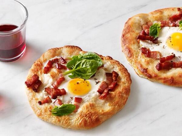 FoodNetwork's tweet photo. Unique toppings can bring a typical pizza to the next level! Here are some ideas from #FNMag: http://t.co/hv1SWYlwZl. http://t.co/5yVsG7w02g