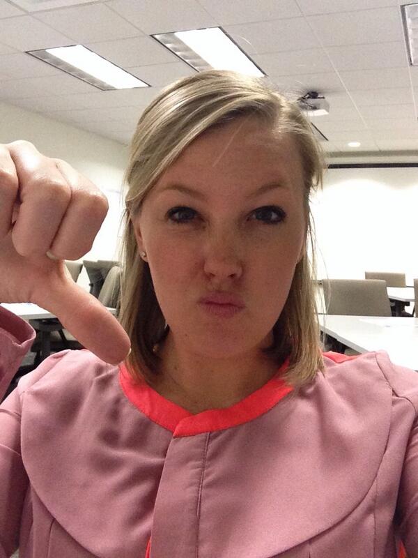 Amber_E_Zeltner's tweet photo. Working late #nogood http://t.co/YZu4OBceRf