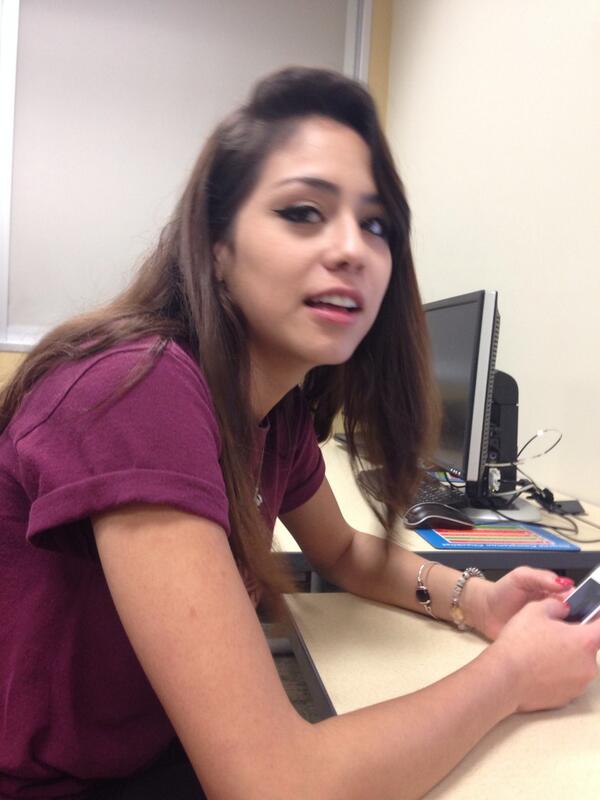 adonyscarmona's tweet image. “@ThatBoyPops: “@adonyscarmona: #drakeingit #alexthetype #goodonesgo http://t.co/3P761GlQrI” Aprils Fools or nahh” or nah