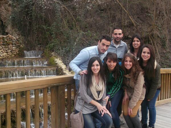 diana_segura_'s tweet photo. @palumbreros @Lorena92gp @LosaJavi @Mariaa106 @elena2perea http://t.co/6mfpBKY3Fw
