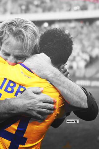 alnassr_news's tweet photo. تجتمع إدارة النصر مع مدرب الفريق الأول السيد كارينيو لمناقشته في تجديد عقده مع النادي .
#النصر http://t.co/ped89HHMXb