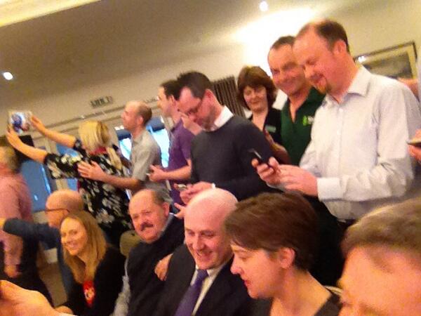 VictoriaCopas's tweet image. Great crowd of supportive business owners this morning #businessselfie