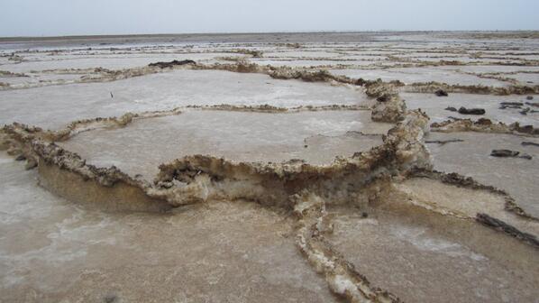 MeridianDrill's tweet photo. Salt plains: http://t.co/Ms3i6amS1i