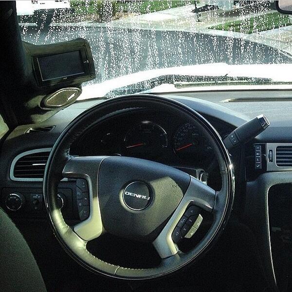 EdgeProducts's tweet photo. Checkout @whitedevilhd's custom #EdgeCTS mount! #EdgeDailyGrind http://t.co/bItCt7CNeT