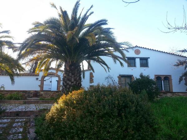 ElenaLpz10's tweet photo. Finca Rural Casa La Nava. Aracena.
http://t.co/VzyrJWo3Y7

RT http://t.co/SnHN63Rvbn