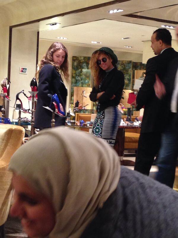 Beyonce_SP's tweet photo. Beyoncé hoy en NY http://t.co/X5hdLVUrUi