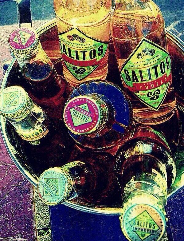 defeesttent's tweet photo. Tijdens de Grand Opening Bucket Actie @Salitos_Beer. Onze 100ste volger wint een Bucket Salitos! http://t.co/gh9BTgjYKD