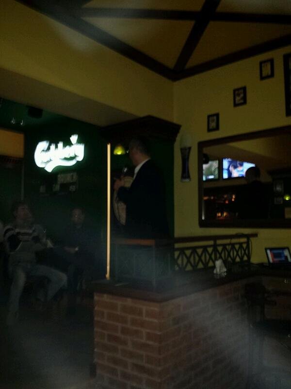 Ever_Learning's tweet image. Neočekivani stand-up  u Irishu :)