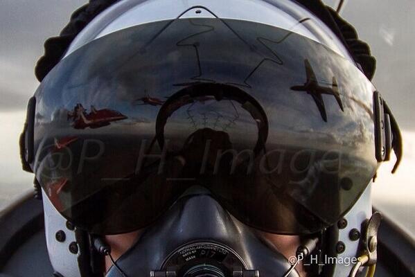 CockpitSelfie's tweet photo. Awesome #CockpitSelfie courtesy of @P_H_Images!! 9 #Redarrows visible in one visor!! Cheers Paul!! http://t.co/h3X50xu1YJ
