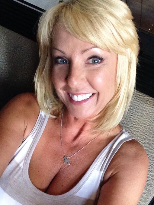 Soho Sushi baby!!! Then off to photography class! Happy Tuesday! http://t.co/wKzYx10Ylf