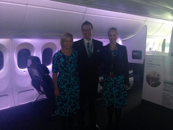 #sexyhr #FlyingHR check out these hotties!