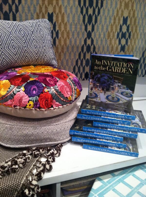 Rizzoli_Books's tweet photo. Launch party pix @studiofournyc #michaeldevine @cjuarezandco http://t.co/MMvwdXdSnf