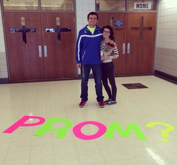 CMHPROM's tweet photo. Big boys get the girls http://t.co/JCnJ5zGfgE