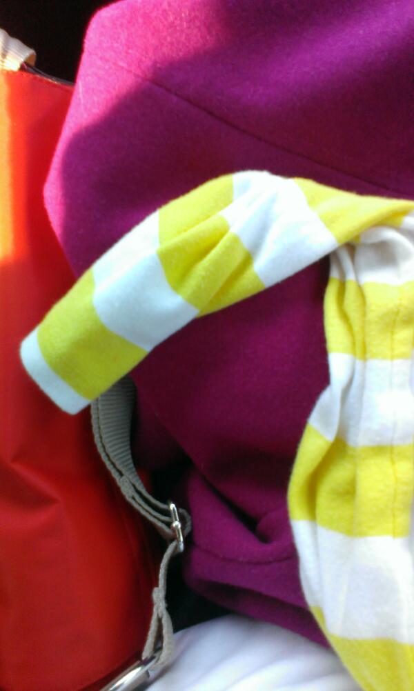 CharlyTate's tweet image. Busted out the yellow stripes today. That's right, the sun is out whether you like it or not! #BrightStripes