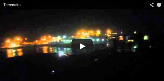 #Ahora El primer video del terremoto en #Chile tinyurl.com/nnajay6