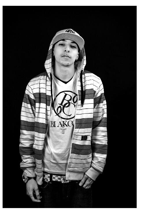 canadianHAZE's tweet image. #BLAKCODE HAZE #PHOTOSHOOT ahh