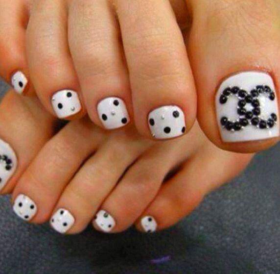 やっぱりchanelが大好き シャネルの フットネイル T Co Csbs0wtcoz