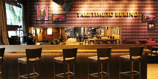 Artistivity's tweet image. Welcome @HRCIndia Andheri, the newest entrant at our Karaoke Night! come #KaraokeInStyle tonight @VDOT_VanHeusen