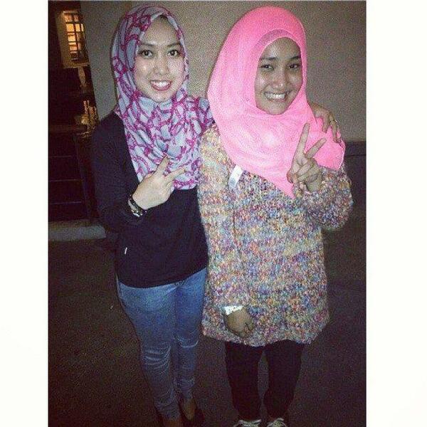 KurniaThahara_'s tweet photo. RT @yulian_mutiara: Sore @Fatinistic ;) pict-nya ka @FatinSL sama ka @SarahIdol8 nih. Cantik yaa mereka:) http://t.co/9BncVIKuZi