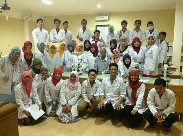 FK UMP 2011 tweet media
