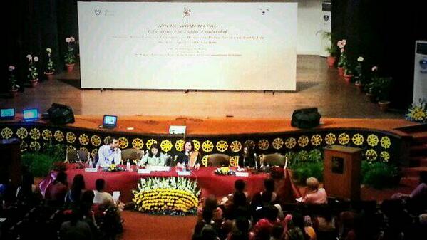 Sonia Shrivastava frm <a href="/intel/">Intel</a> India supports <a href="/LSRDU/">Lady ShriRam College</a> #WPSP <a href="/WPSProject/">Women Public Service</a> #LSR planning n policy integrate #GirlsRising