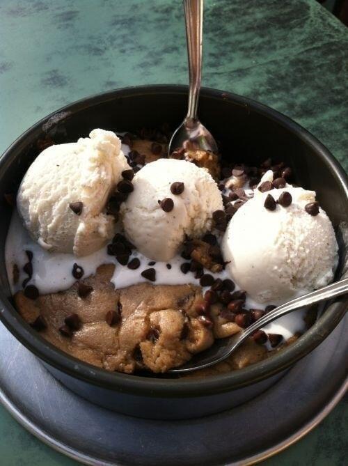 YummyImages's tweet photo. Chocolate Chip Cookie Dough Ice Cream Dessert http://t.co/d1VK1euiKN