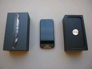 Wts iphone 5 16gb black.masih garansi SES 4bln.kondisi sangat istimewa 99,9% like new CP: 087822834455 (COD Bandung)