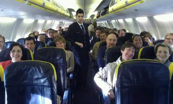 cbilask's tweet image. Délégation lilloise dans l&apos;avion pour #polytech2014