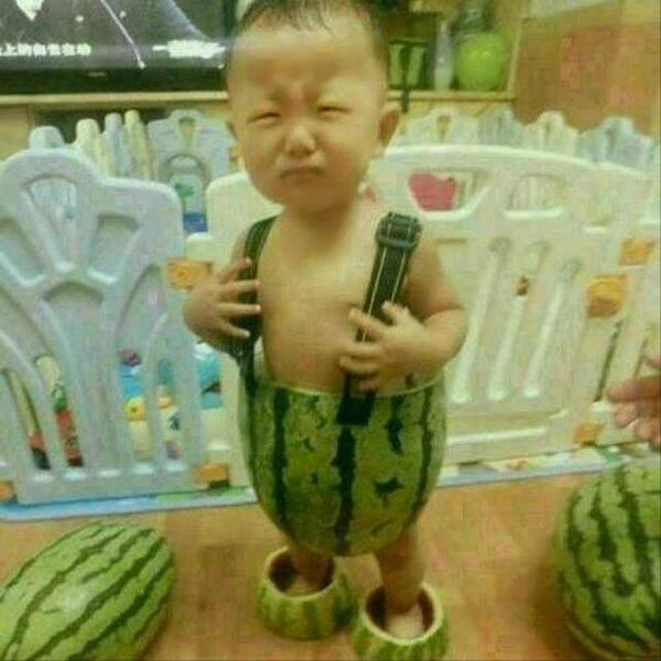 therealsellygh's tweet photo. Lmfao... poor boy http://t.co/2drqXP29rn