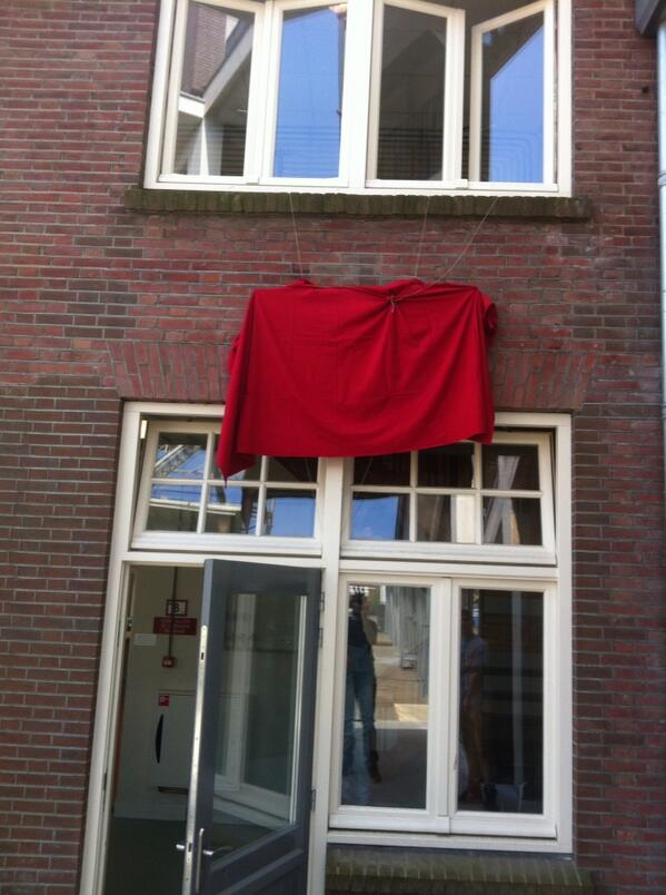 Onthulling! #fb #noordkade 15.30 @iedereenveghel