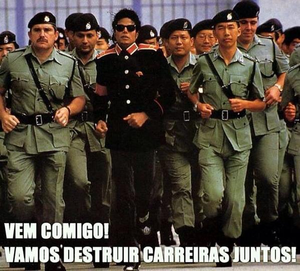 rebsscarolina's tweet image. Novo álbum do Michael Jackson #MJXSCAPE