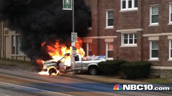NBCPhiladelphia's tweet image. #BREAKING CRASH PHOTO: This pickup truck fire is out, further details are emerging: bit.ly/1jYt3Rg