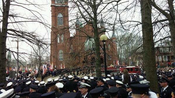 WatertownMANews's tweet image. Scene outside St. Patrick's Church for #LtWalsh' s funeral.