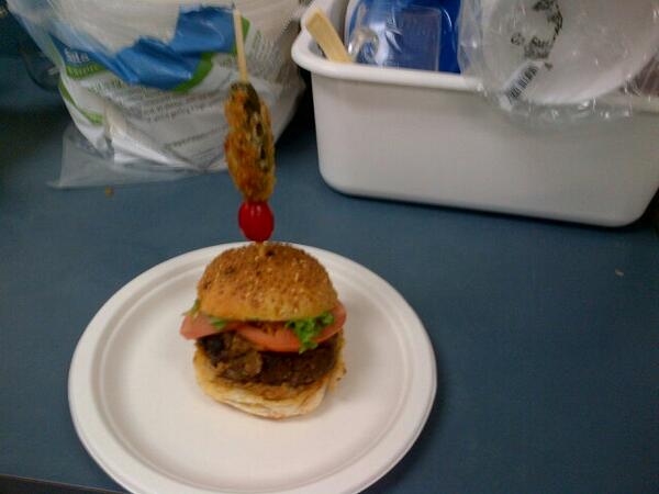 glassmansil's tweet photo. @PEIBurgerLove the bedequer! Loved the pulled pork and bacon/onion jam. Dream away cafe makin me dream #feedmeburgers http://t.co/HAKz1l0rwy