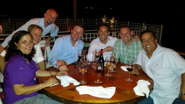 LuisRRivera3's tweet photo. Caribbean Dinner with Best Cala Team! #cala2017 @CALA2017 http://t.co/KEHRplKFnS