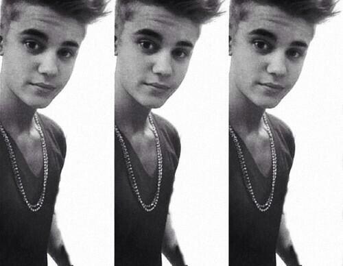 biebertitgdr's tweet photo. “Fammi male quanto vuoi, l’importante è che non mi lasci” http://t.co/kbtT8Ilnsn
