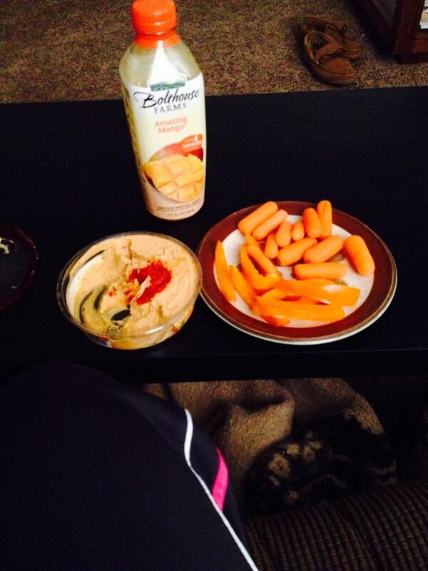 Becky_B93's tweet image. My lunch. Trying to eat healthier! #healthychivette #lessjunk