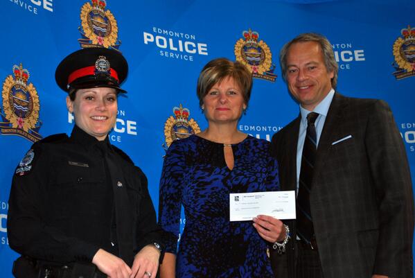yeg_pol_fdn's tweet photo. Thank you very much to @RBCinYEG for donating $13,000 to the EPS Cadets in support of the Cadet Leadership Program! http://t.co/pjd8yYB5VK