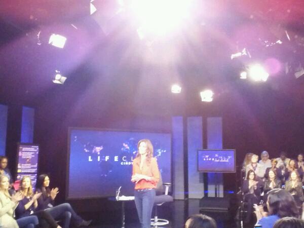 HeyyQueen's tweet photo. @OprahsLifeclass @Oprah #LIFECLASS @CindyCrawford http://t.co/P6akU3dxgR