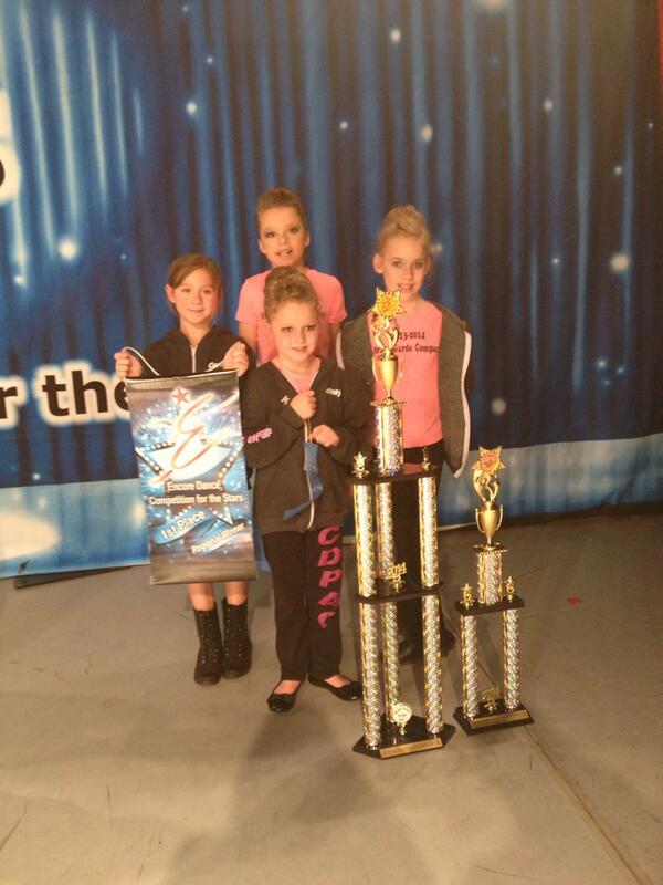 cdpac5678's tweet photo. The babies and Ella after winning the highest score of the day for petites!! 😎👯👍 http://t.co/1oBgRksD4F