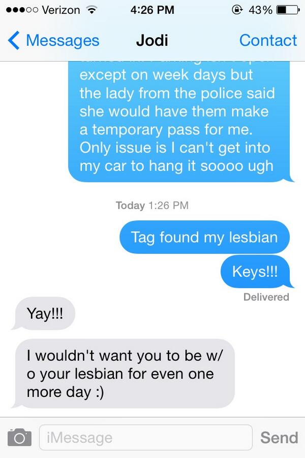 LindzE10's tweet image. My mom gets me #jode