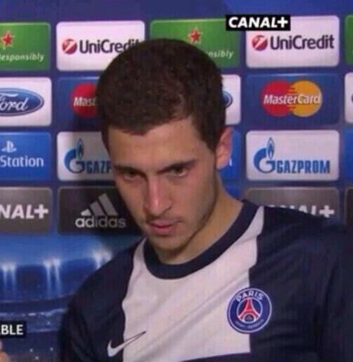 indykaila's tweet photo. Chelsea lose 3-1 to PSG &amp; then you see Eden Hazard wearing the PSG shirt. http://t.co/YqPAIPksUu