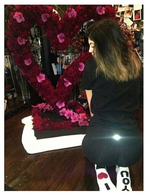 Kylie  (@lianashs) on Twitter photo 