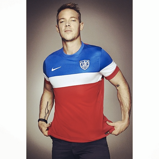 sabsmeow's tweet photo. babeeee ill see you in 3 months<3 #favoritebae @diplo http://t.co/jowcMIQPz2