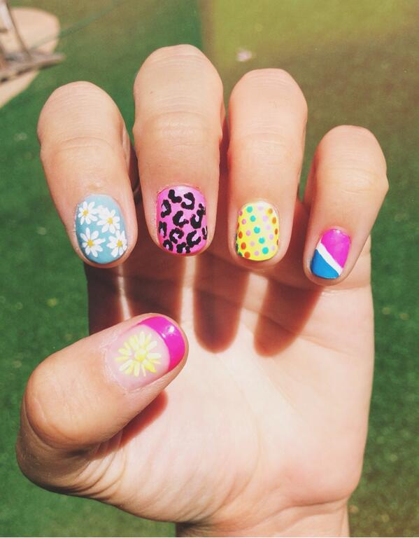 LisaCim tweet picture