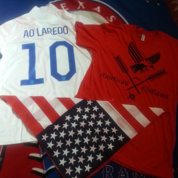 Marco16Jr's tweet photo. Vamos USA! @AmericanOutlaws #USMNT #AOLaredo #DosACero http://t.co/X5x9EecvFd