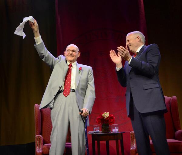 elonuniversity's tweet photo. Photo gallery: A lively Spring Convocation featuring Dr. Danieley! #Elon #ElonDrD http://t.co/K2zqDgSTk8 | http://t.co/rQqKKsscgP