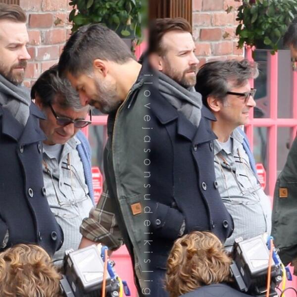 JSudeikisFans's tweet photo. New Jason pics from the set of Tumbledown today http://t.co/k0y5CxTQsp