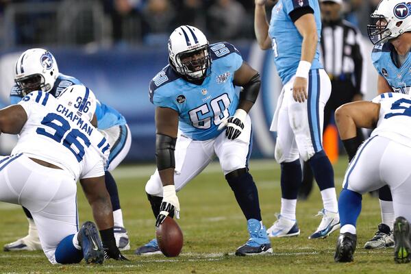 Titans's tweet photo. The #Titans have agreed to terms with C/G Chris Spencer on a one-year contract. http://t.co/rZ6KjuWhjz